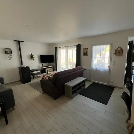 Belle Maison A Barbatre, 800m Plage, Pour 7 Personnes Avec Jardin Clos, Terrasse Et Wifi Gratuit - Fr-1-823-69 * ברבטרה