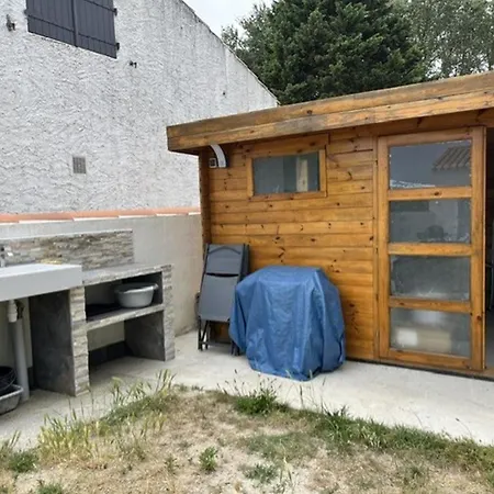 Belle Maison A Barbatre, 800m Plage, Pour 7 Personnes Avec Jardin Clos, Terrasse Et Wifi Gratuit - Fr-1-823-69 Barbâtre